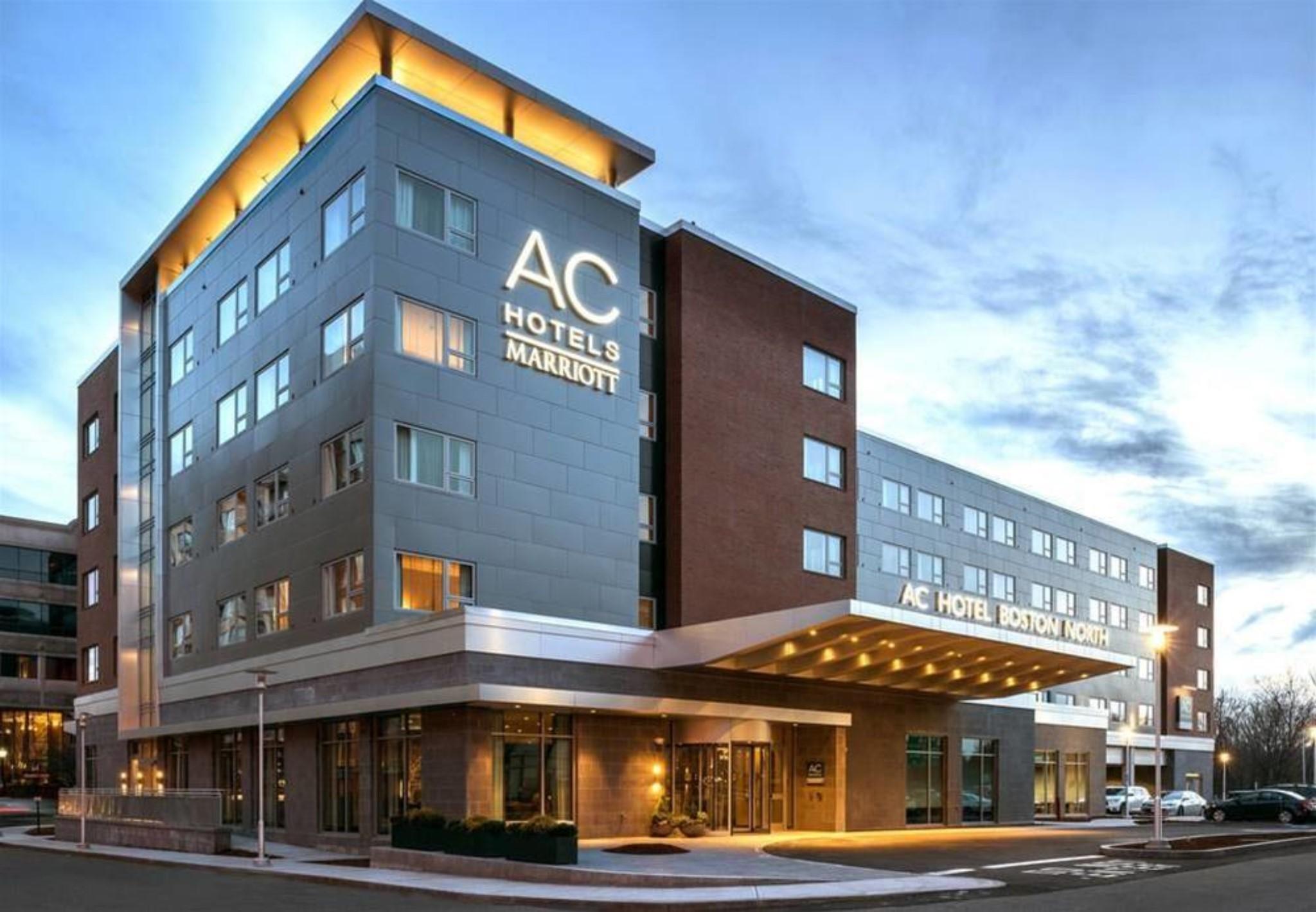 Ac Hotel By Marriott Boston North Медфорд Екстериор снимка